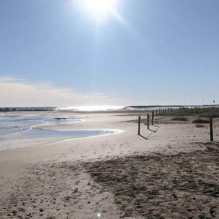 Nice Beachside 2-Bd Apt Near Barcelona 커닛 외부 사진
