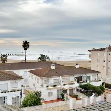 Nice Beachside 2-Bd Apt Near Barcelona 커닛 외부 사진