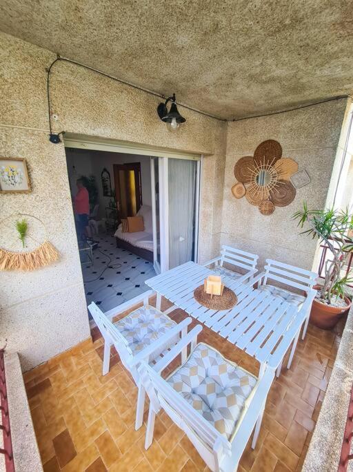 Nice Beachside 2-Bd Apt Near Barcelona 커닛 외부 사진