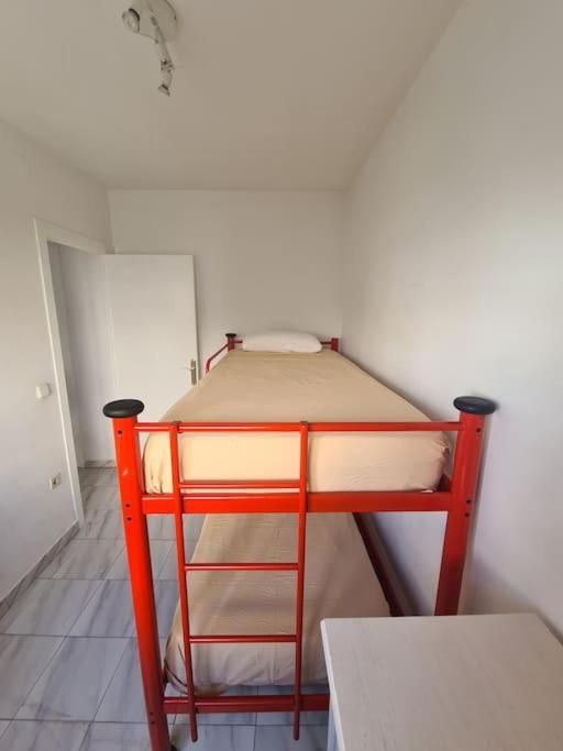 Nice Beachside 2-Bd Apt Near Barcelona 커닛 외부 사진