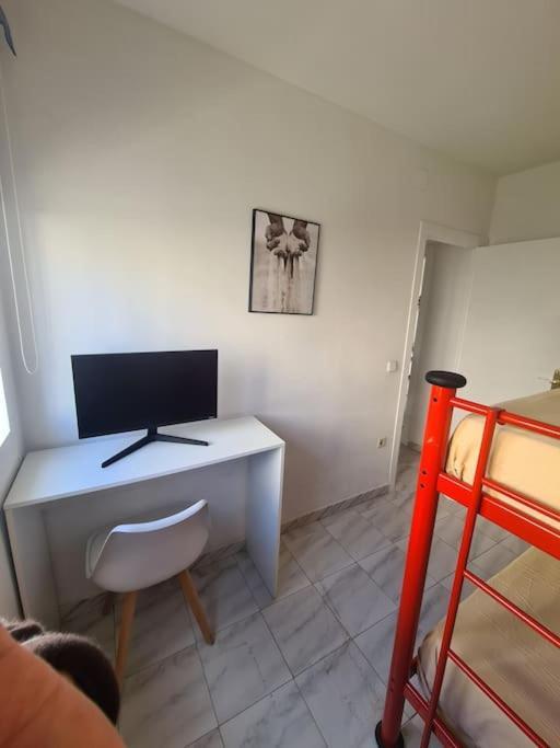 Nice Beachside 2-Bd Apt Near Barcelona 커닛 외부 사진